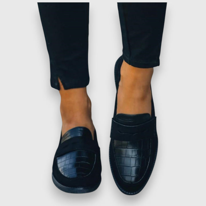 Sara™ | Handcrafted Moccasins