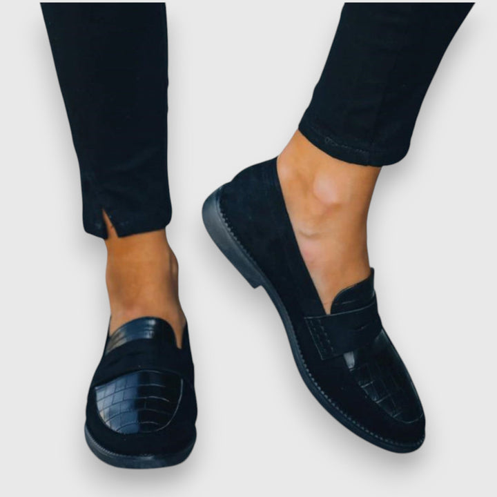 Sara™ | Handcrafted Moccasins